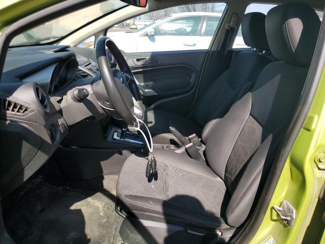 FORD FIESTA 2012 Зеленый
