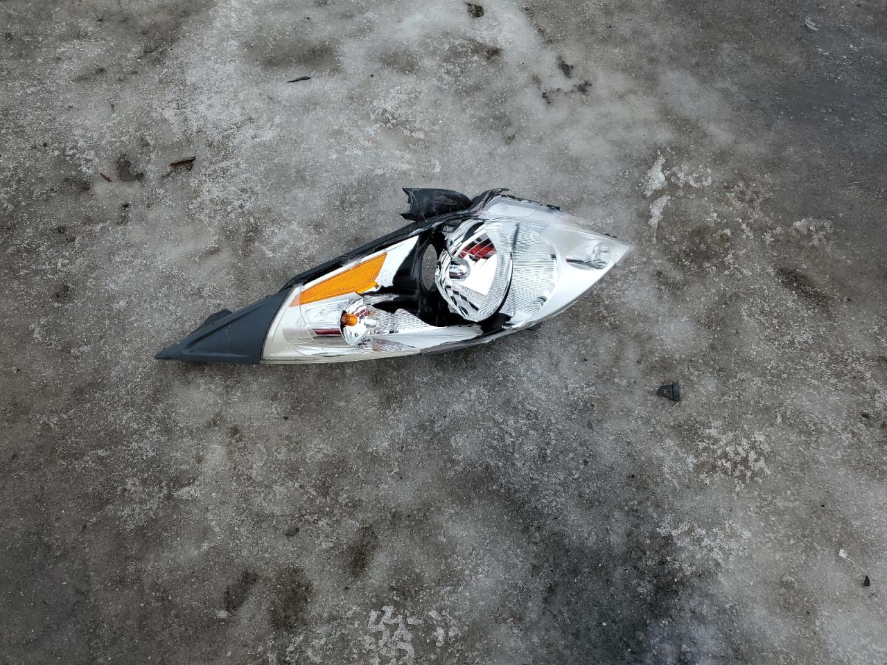 2013 Chevrolet Spark - Image 12