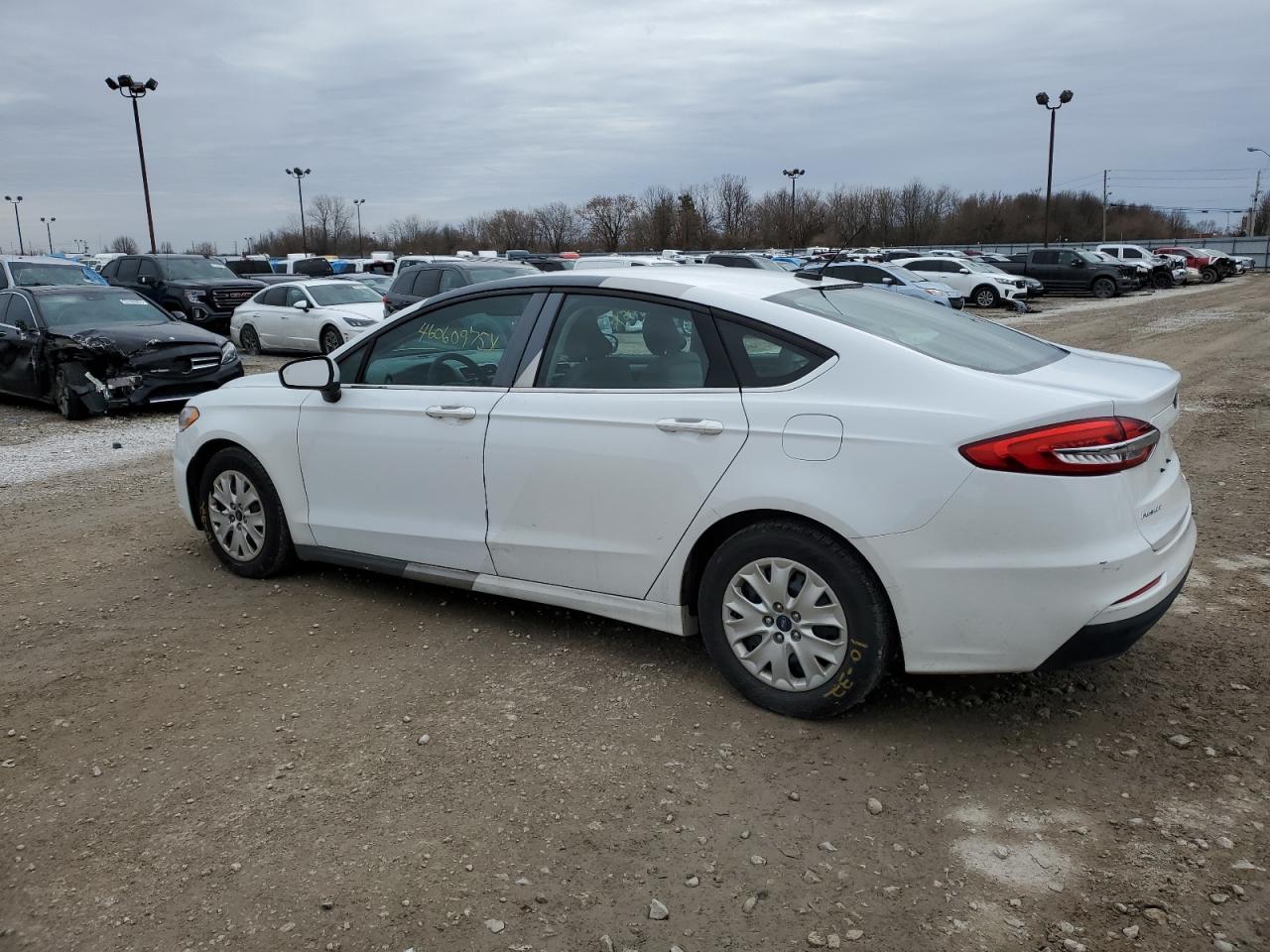 2019 Ford Fusion - Image 2