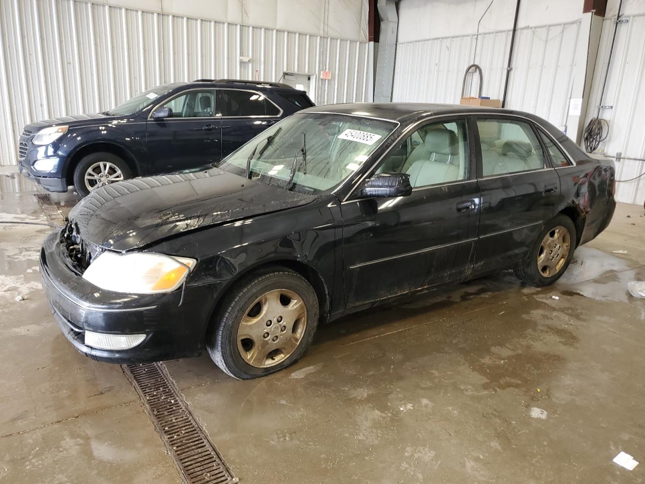 2003 Toyota Avalon - Image 1