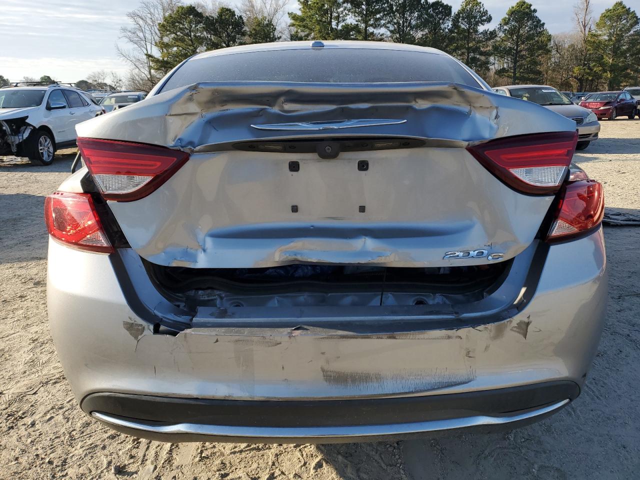 2015 Chrysler 200 - Image 6