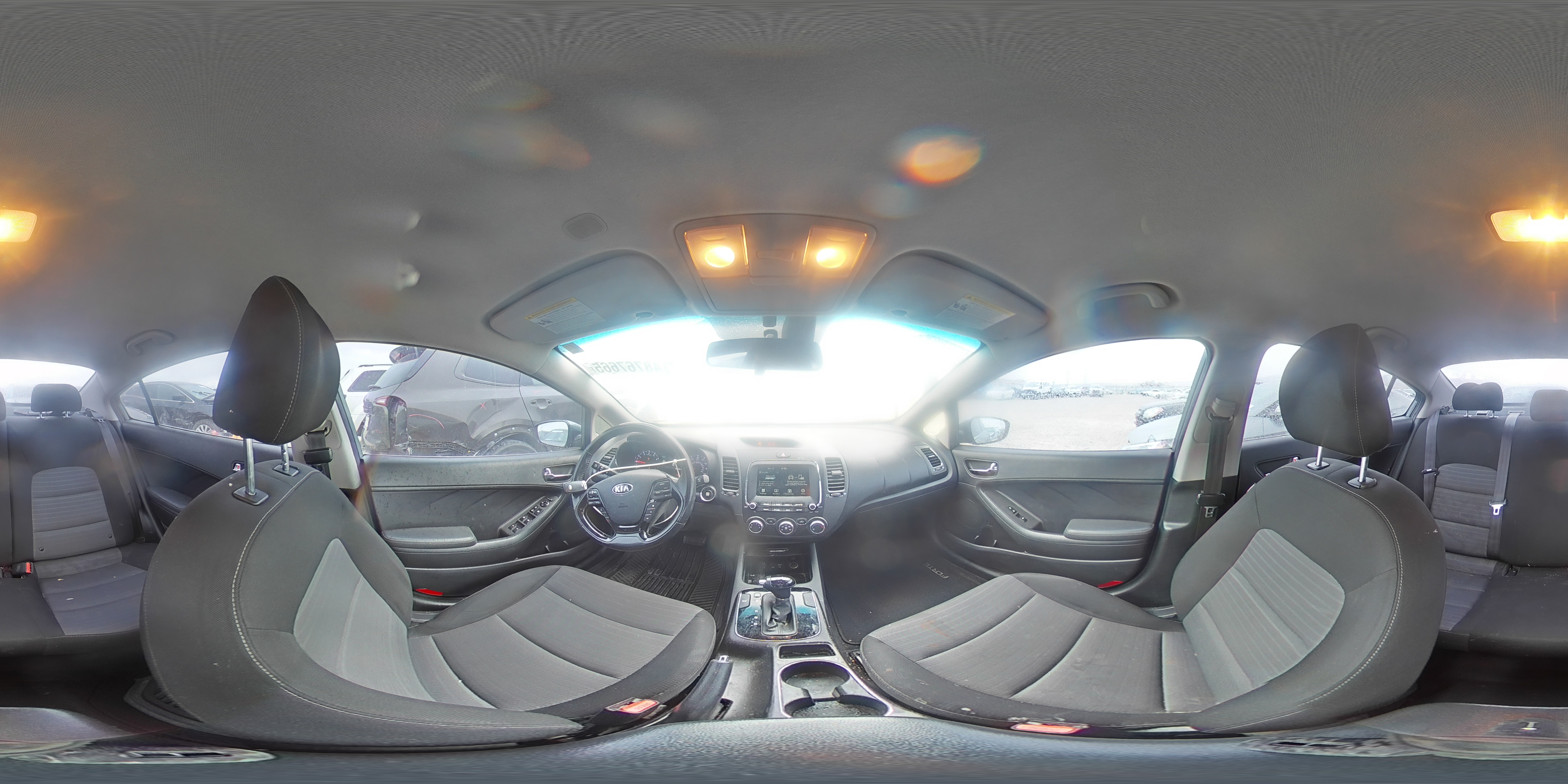 2017 Kia Forte - Image 13