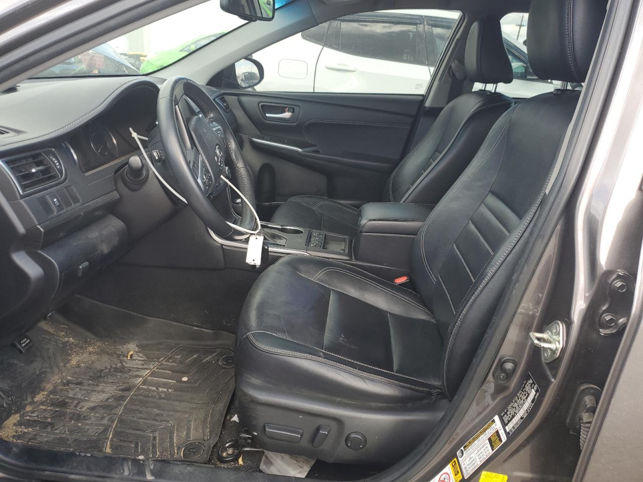2015 Toyota Camry - Image 7