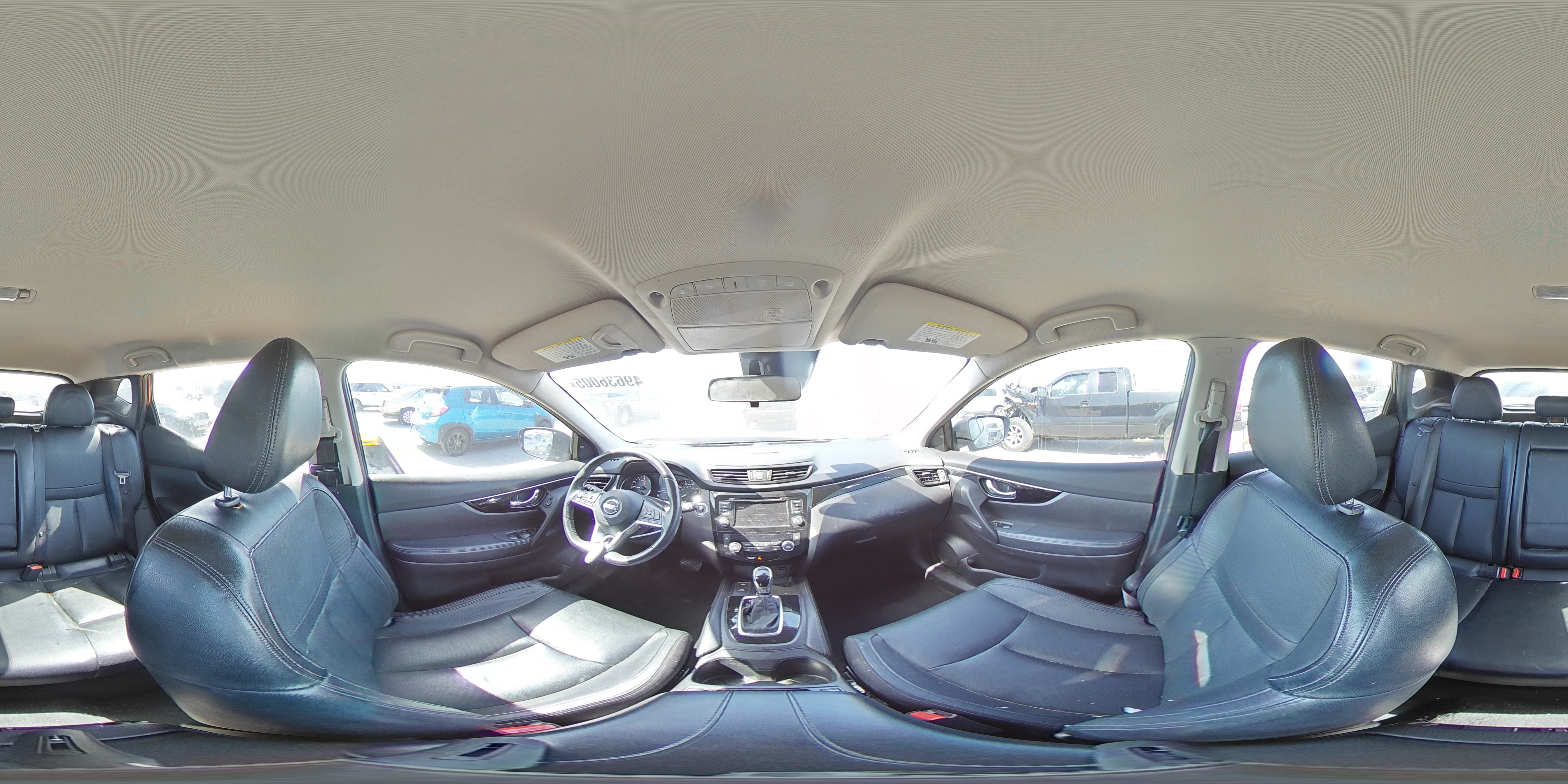 2019 Nissan Rogue - Image 13