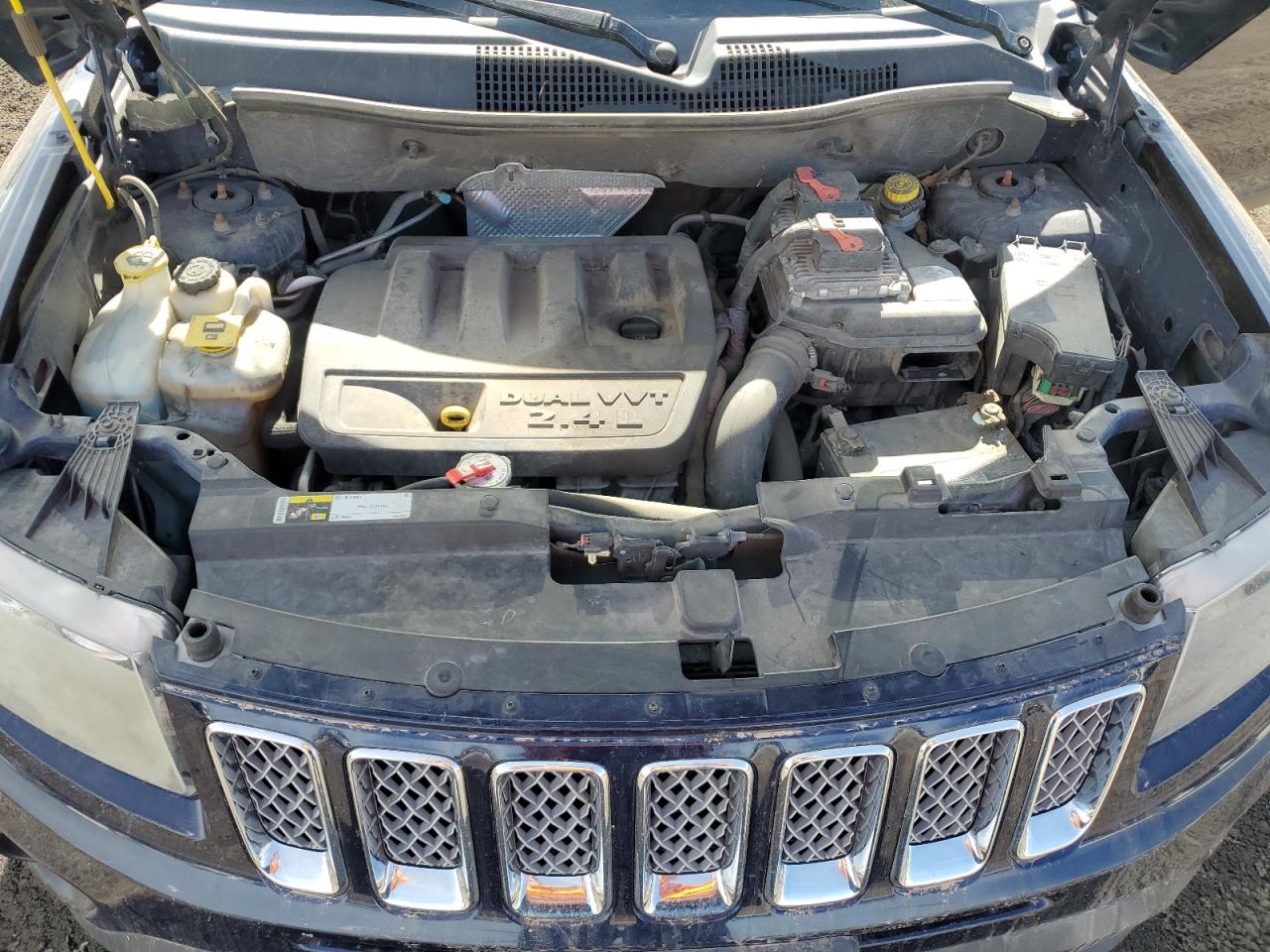 2014 Jeep Compass - Image 12