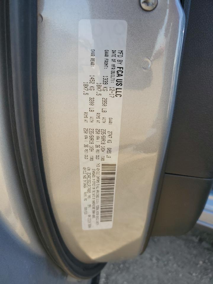 2018 Chrysler Pacifica - Image 15