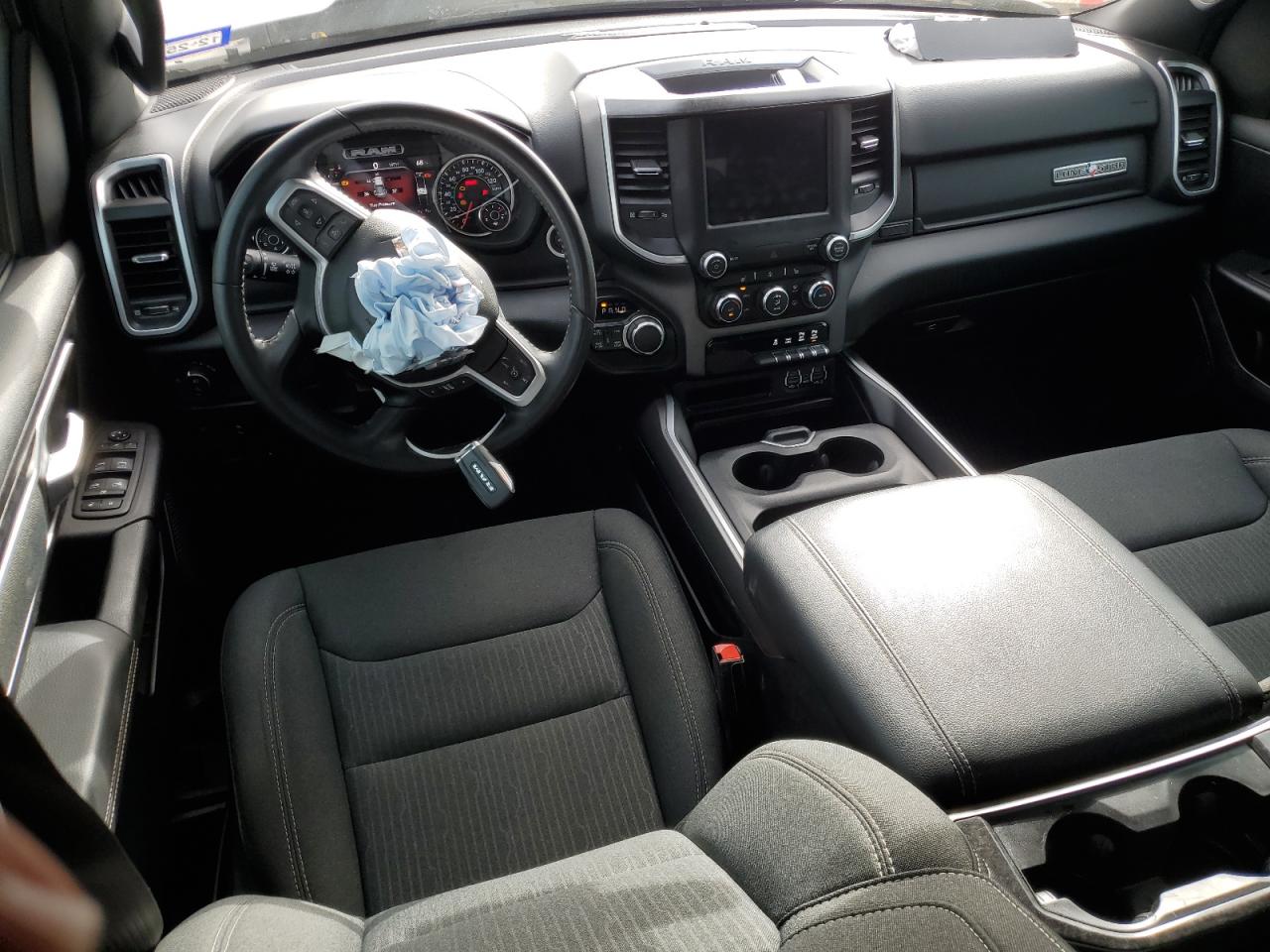 2022 RAM 1500 - Image 8
