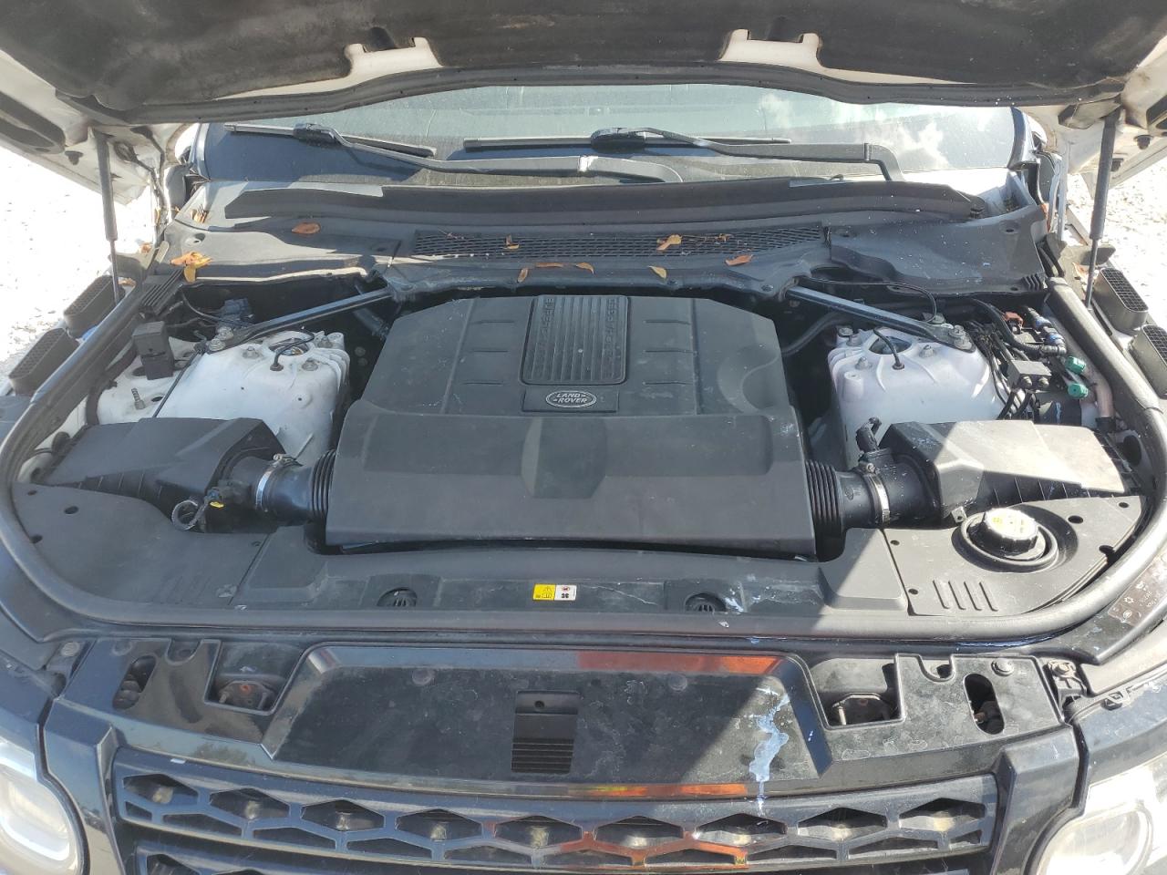 2014 Land Rover Range Rover - Image 13