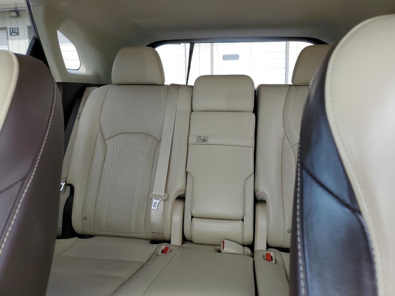 2017 Lexus RX - Image 10