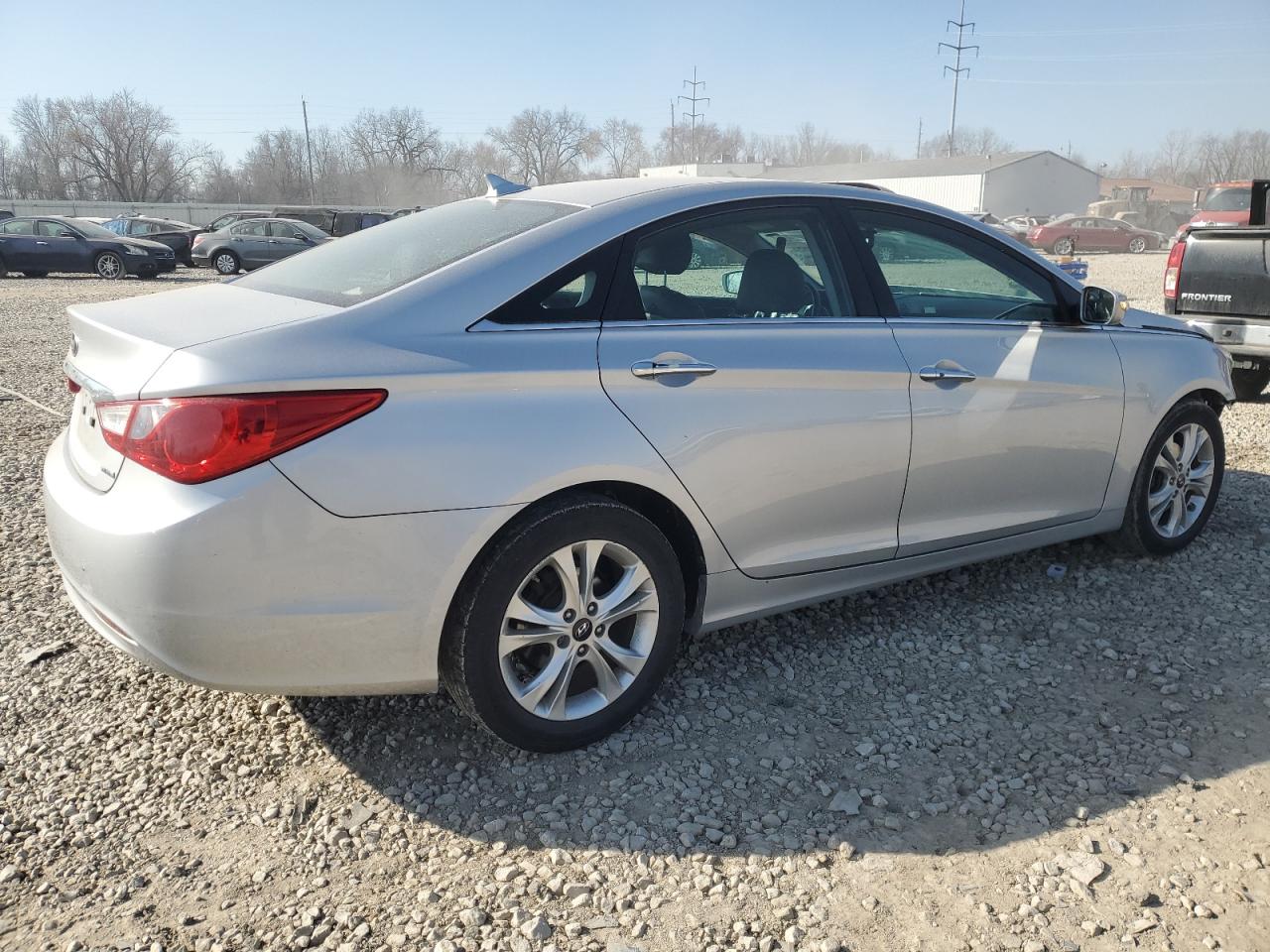 2011 Hyundai Sonata - Image 3