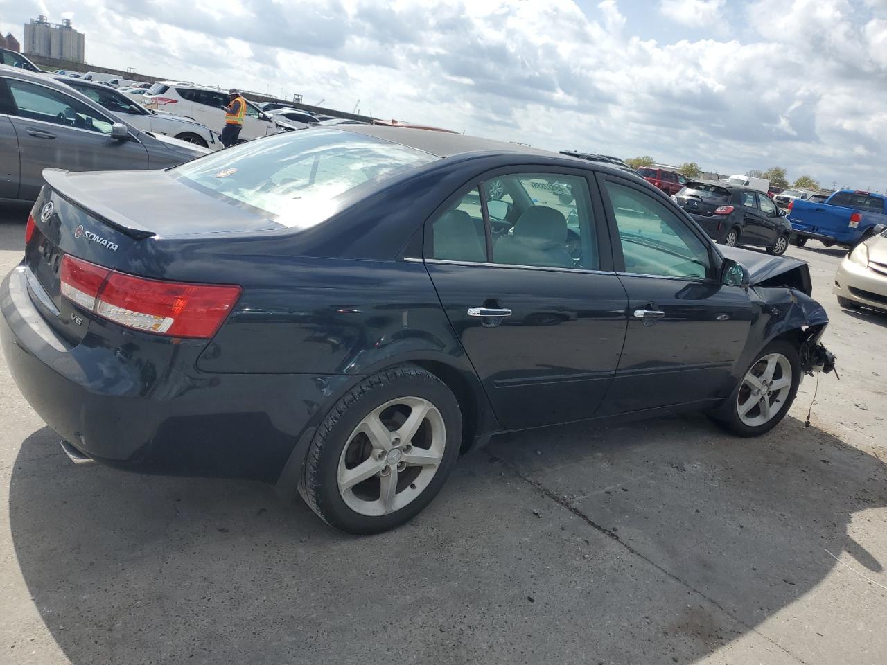 2007 Hyundai Sonata - Image 3