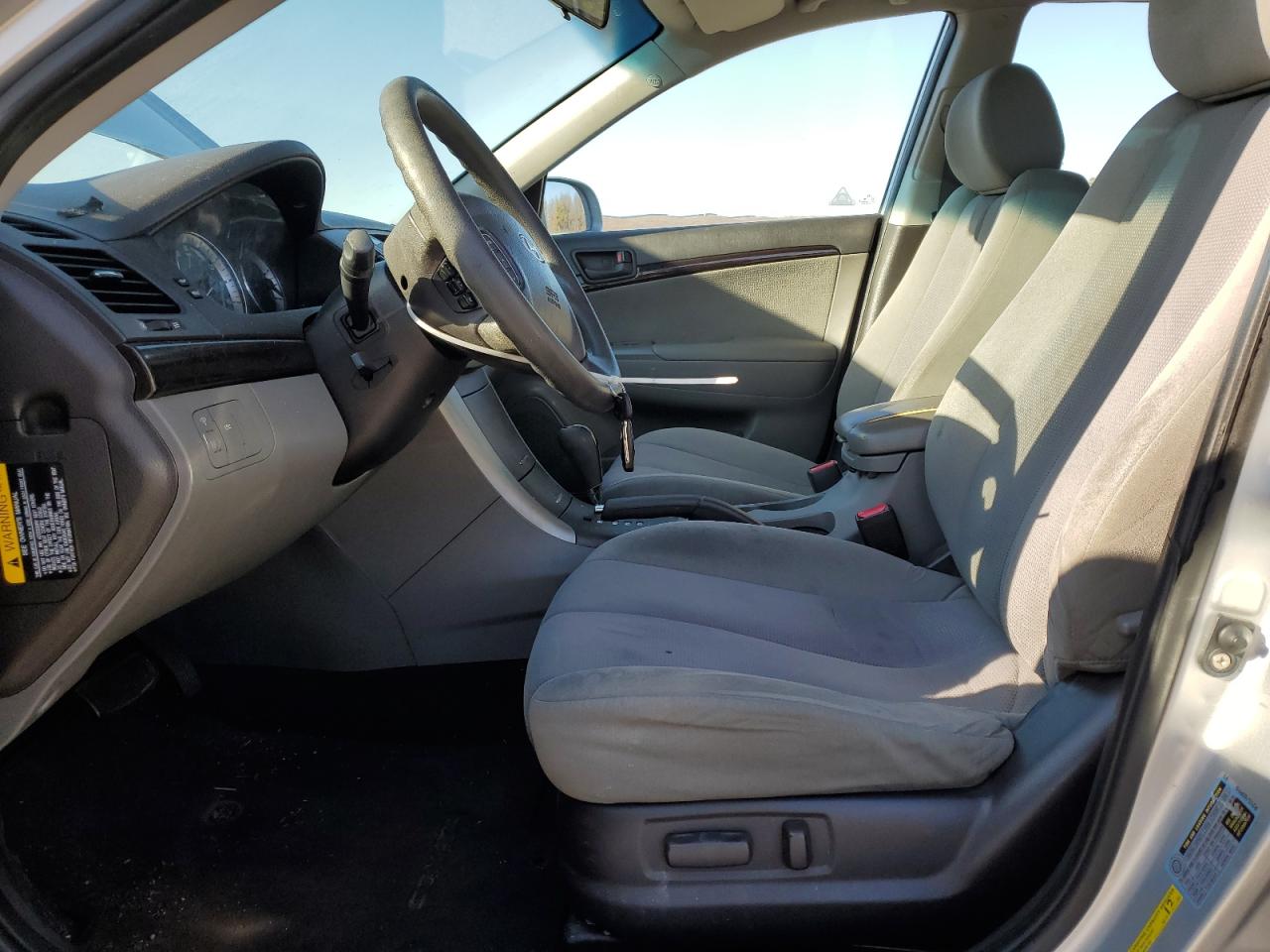 2009 Hyundai Sonata - Image 7