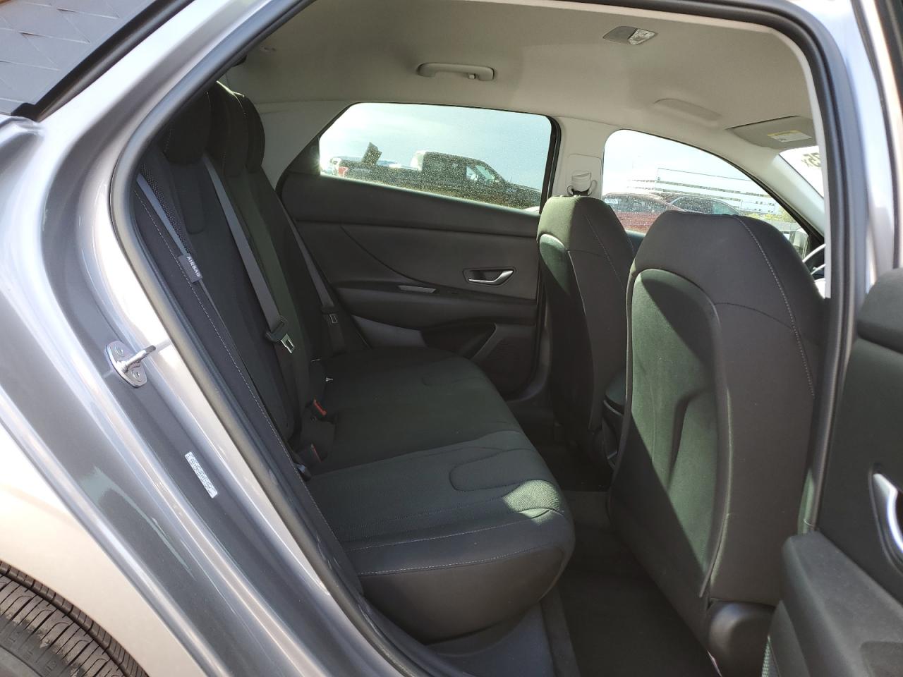 2024 Hyundai Elantra - Image 10