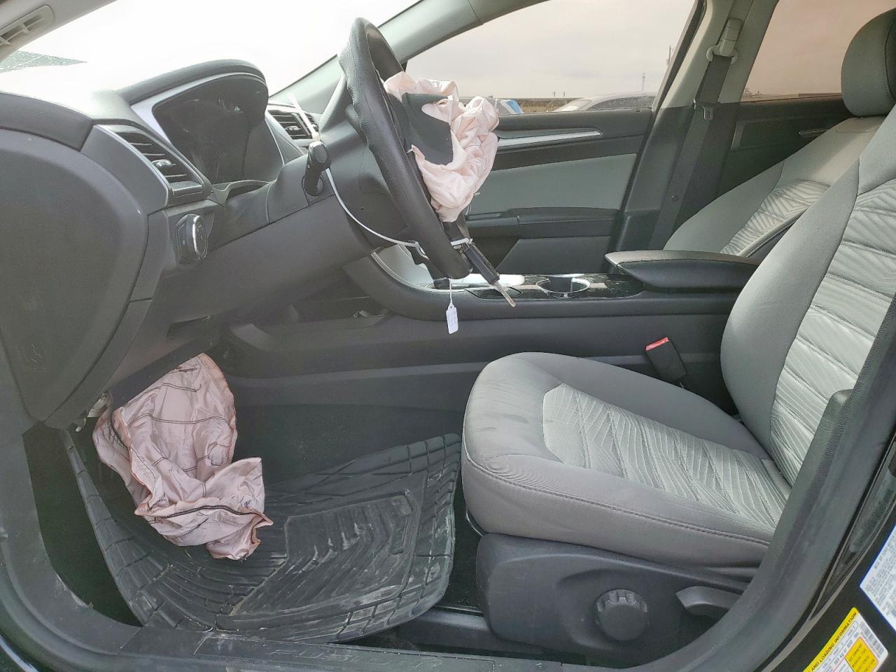 2016 Ford Fusion - Image 7