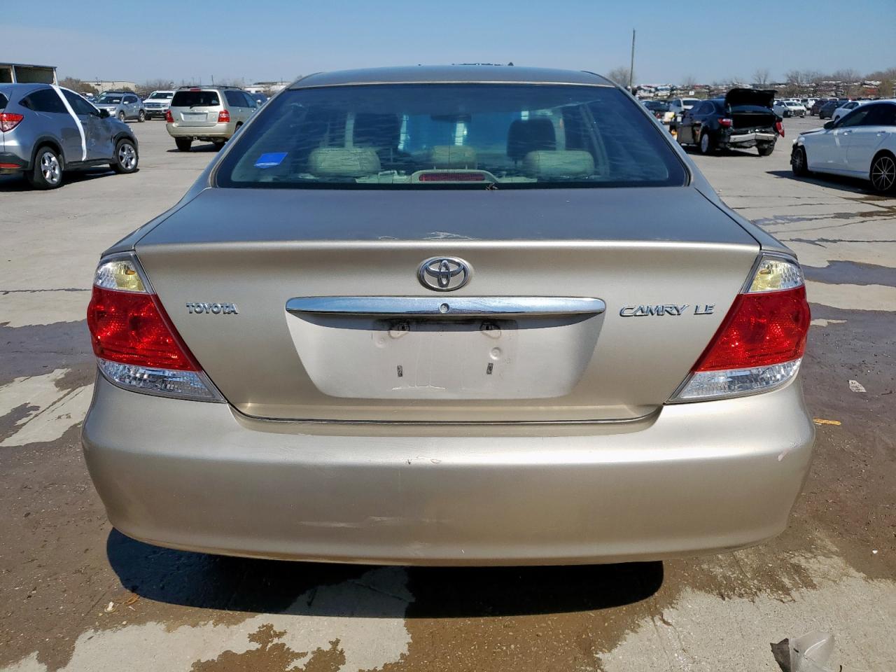 2005 Toyota Camry - Image 6