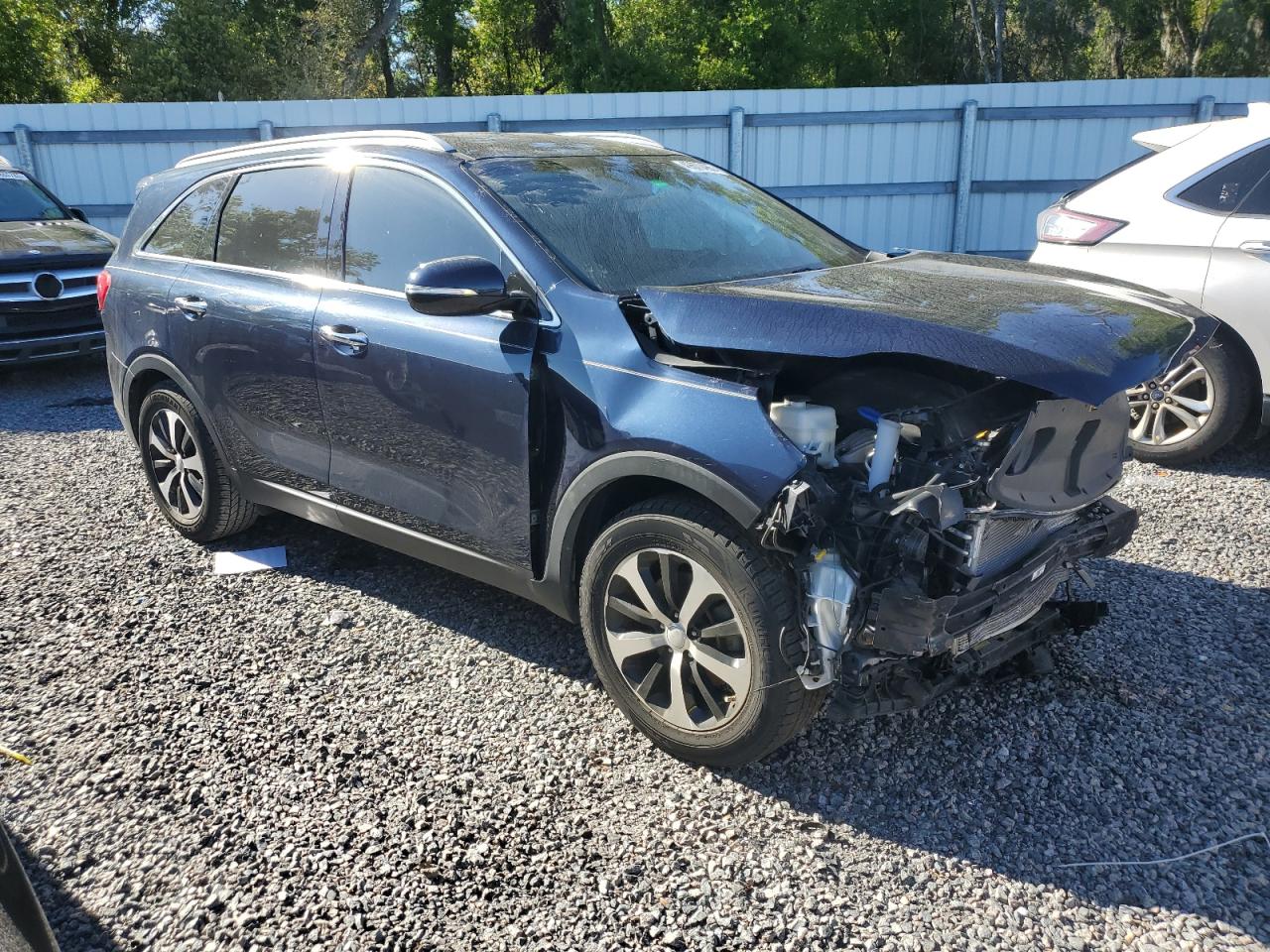 2017 Kia Sorento - Image 4