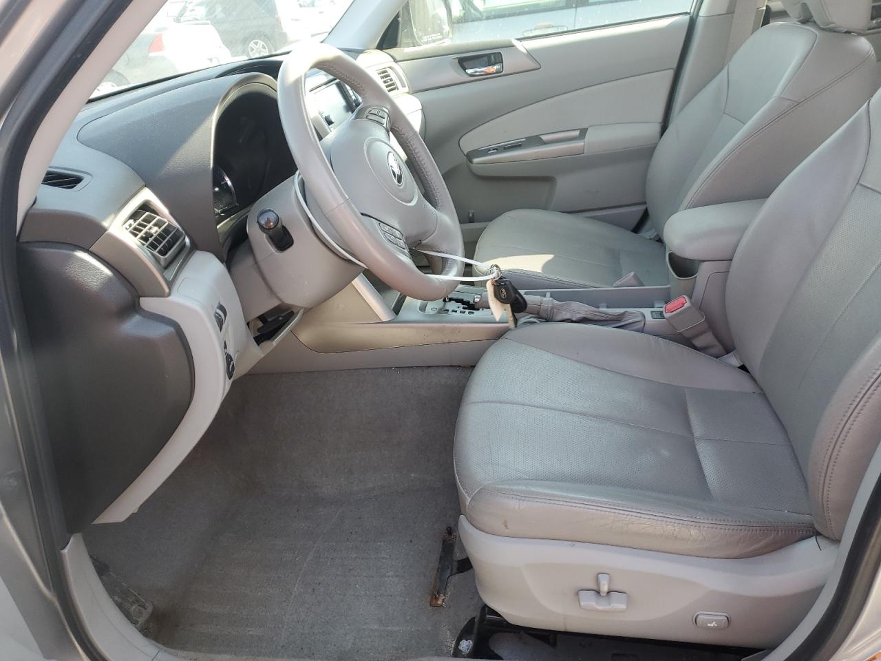 2010 Subaru Forester - Image 7