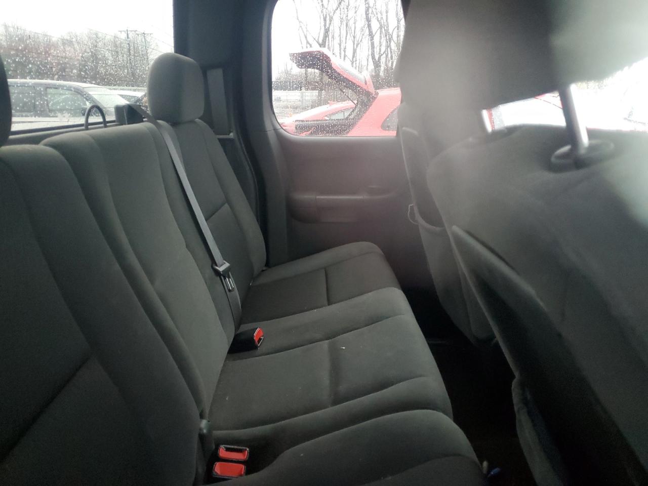 2009 Chevrolet Silverado - Image 10