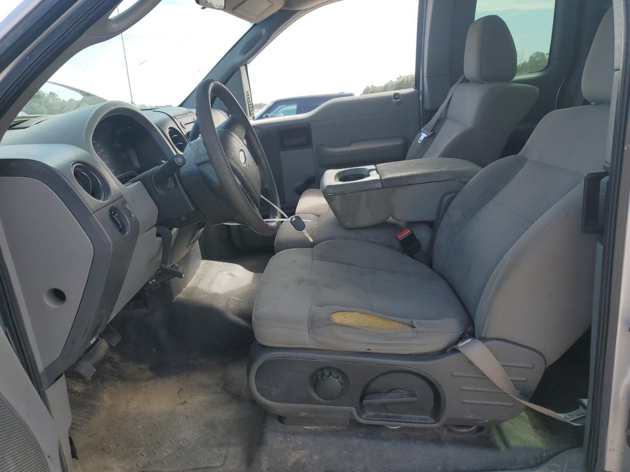 2005 Ford F-150 - Image 7