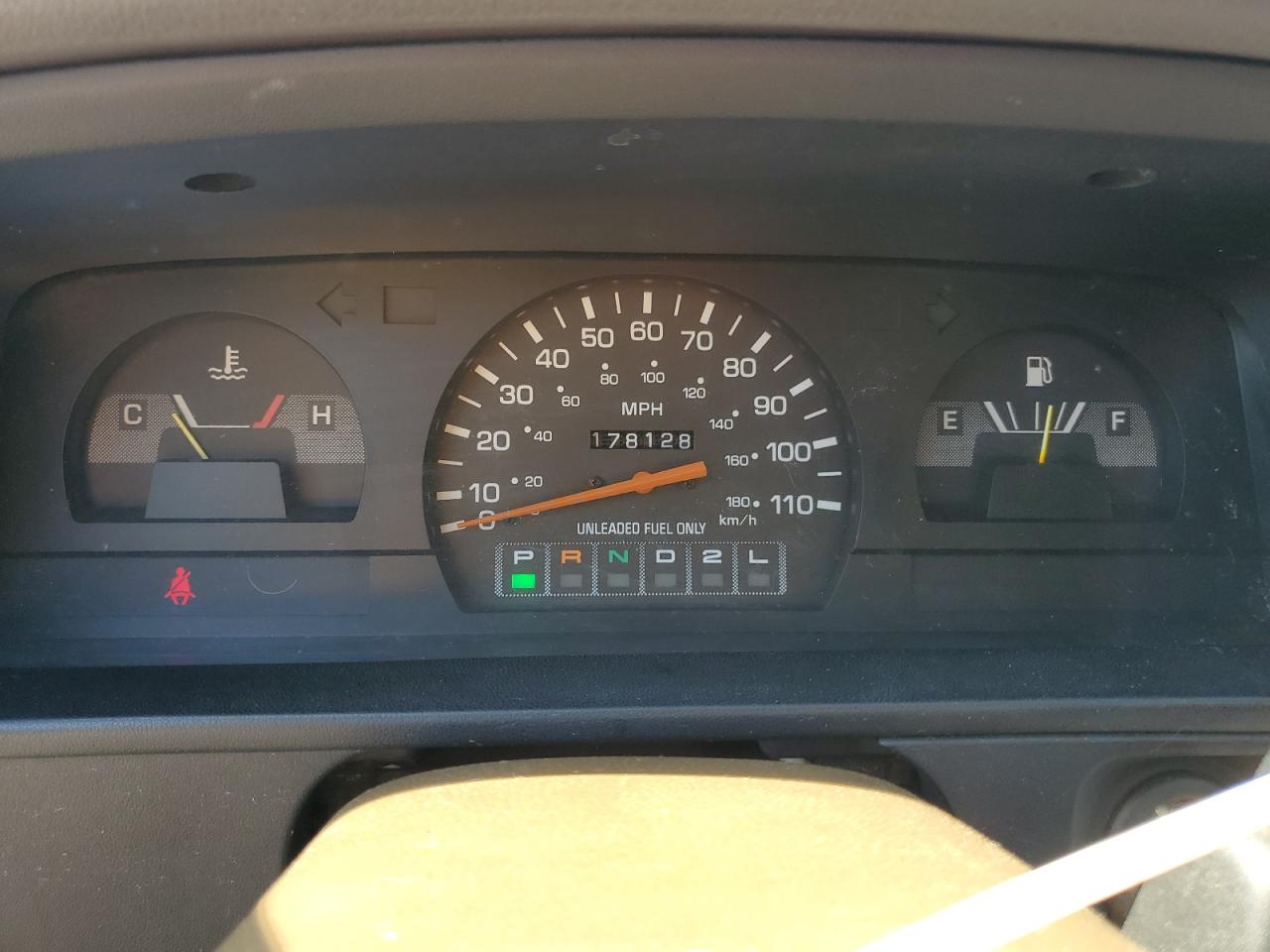 1993 Toyota Pickup - Image 9