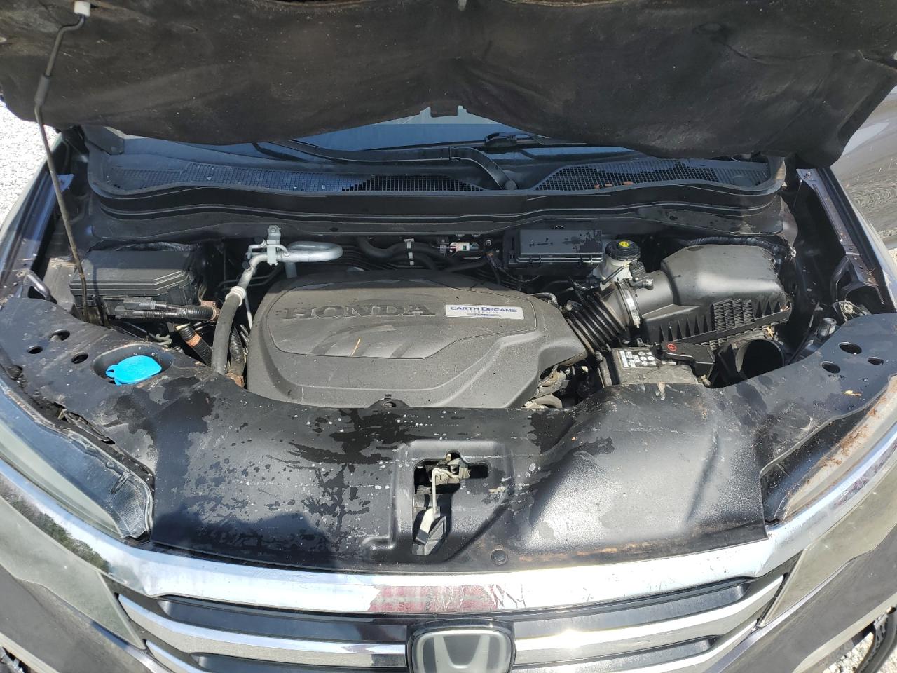 2017 Honda Pilot - Image 13