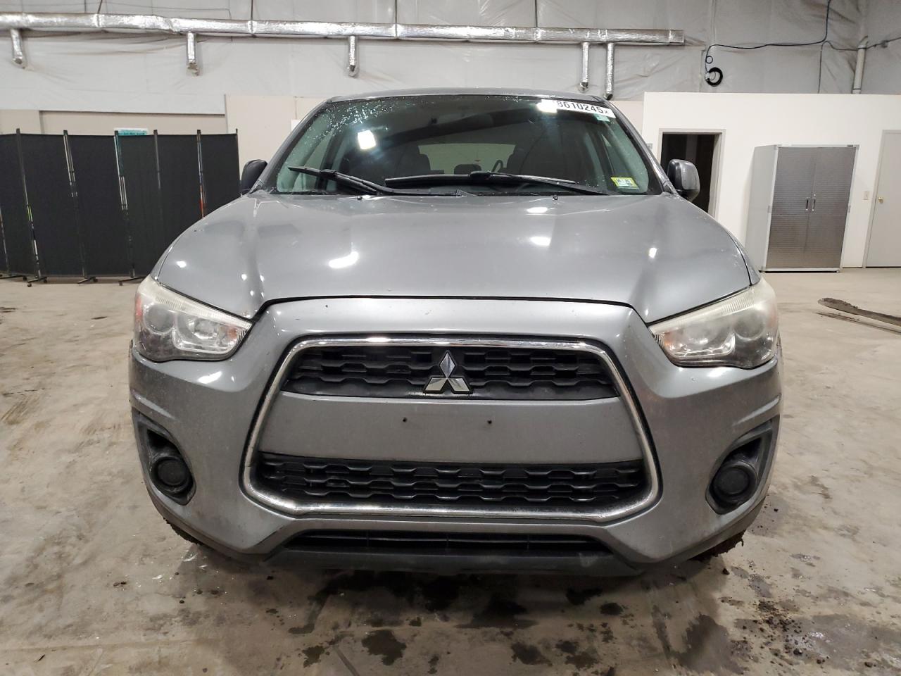 2014 Mitsubishi Outlander - Image 5