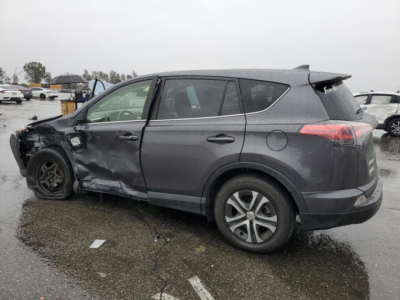 2018 Toyota RAV 4 - Image 2