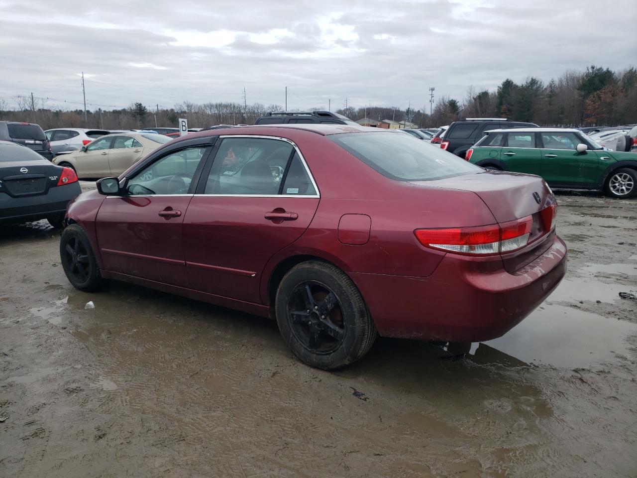 2004 Honda Accord - Image 2