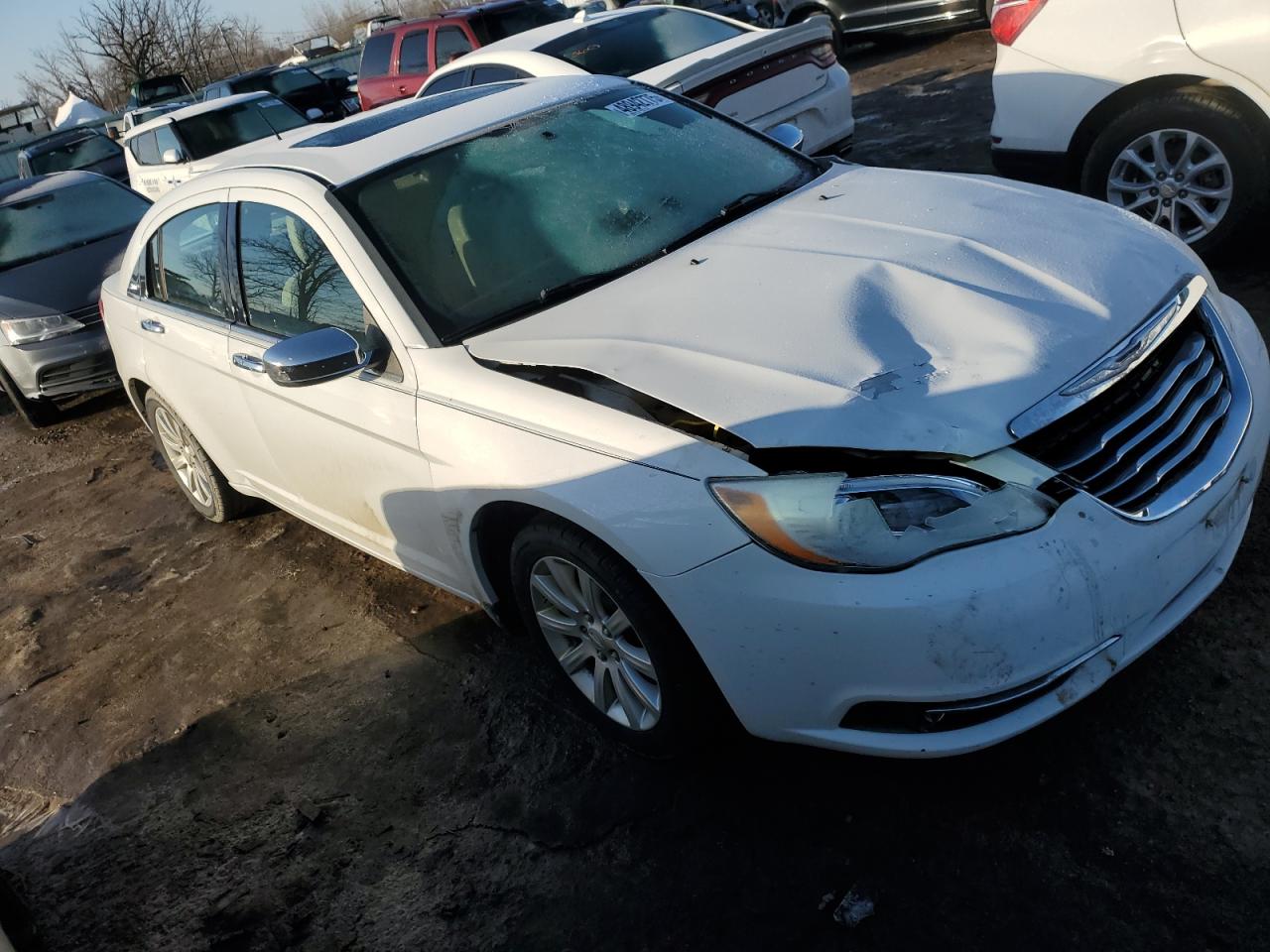 2014 Chrysler 200 - Image 4