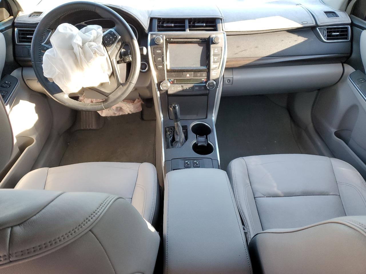 2015 Toyota Camry - Image 8