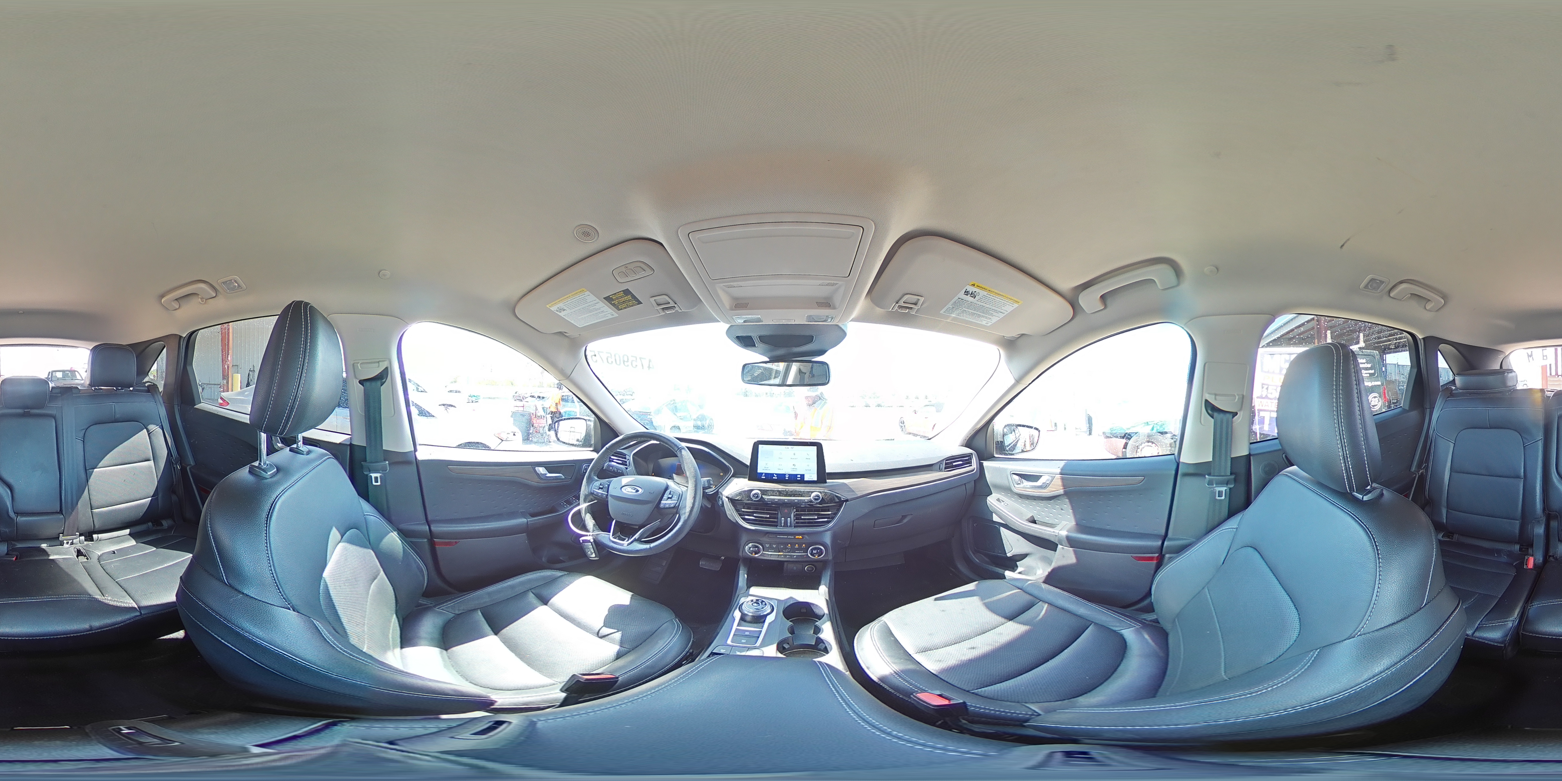 2020 Ford Escape - Image 16