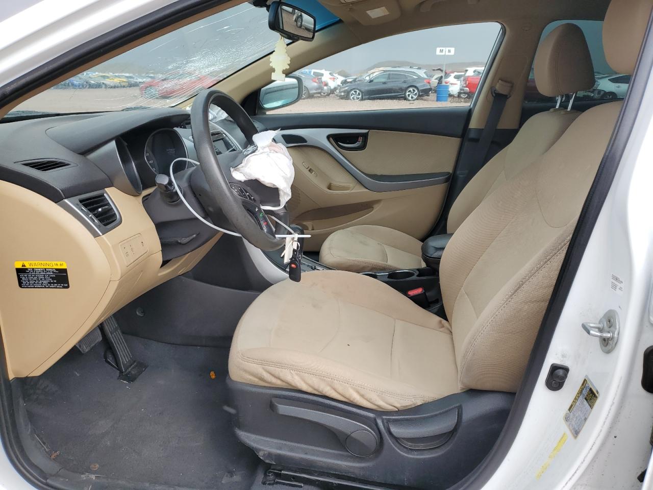 2013 Hyundai Elantra - Image 7