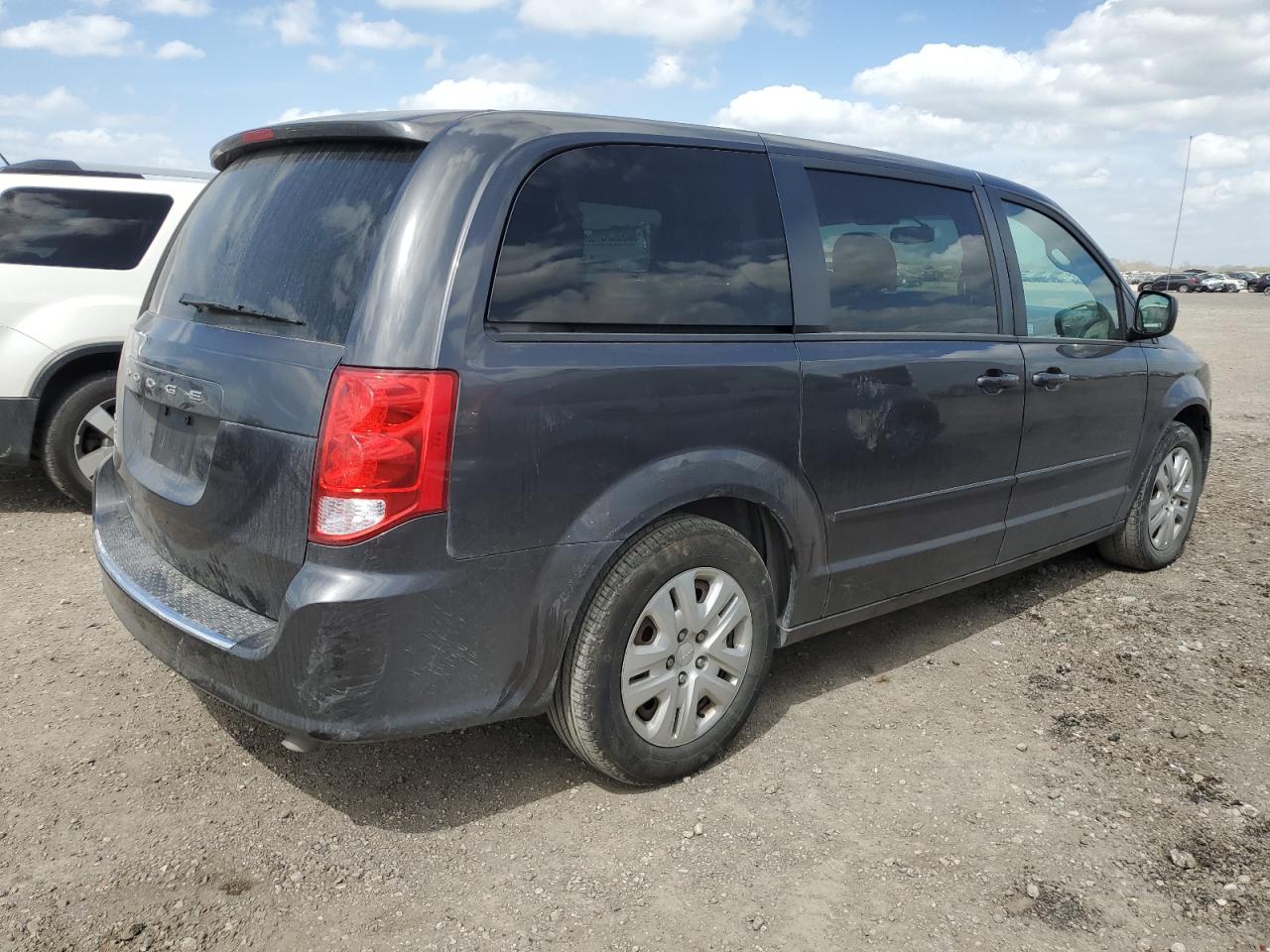 2017 Dodge Caravan - Image 3