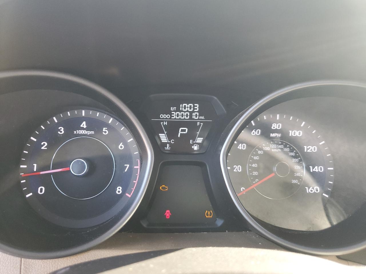 2013 Hyundai Elantra - Image 9