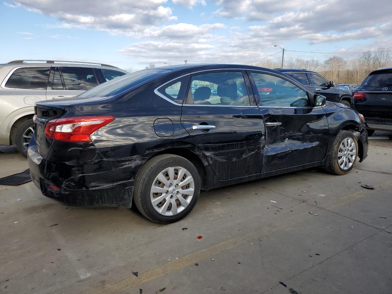 2019 Nissan Sentra - Image 3