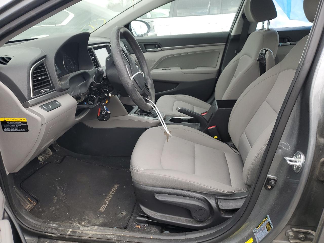 2018 Hyundai Elantra - Image 7
