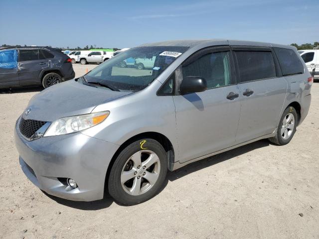  TOYOTA SIENNA 2012 Серебристый