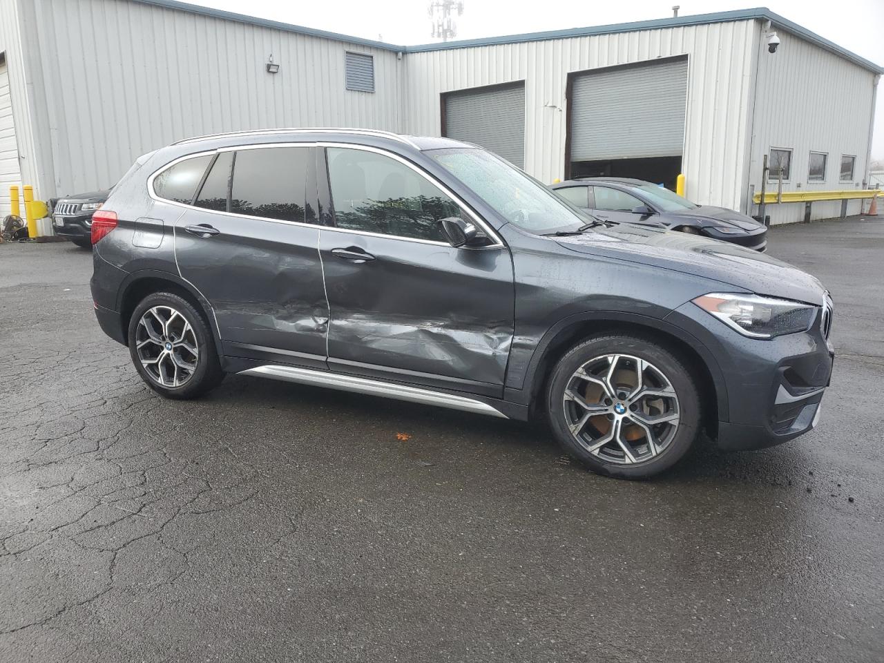2021 BMW X1 - Image 4