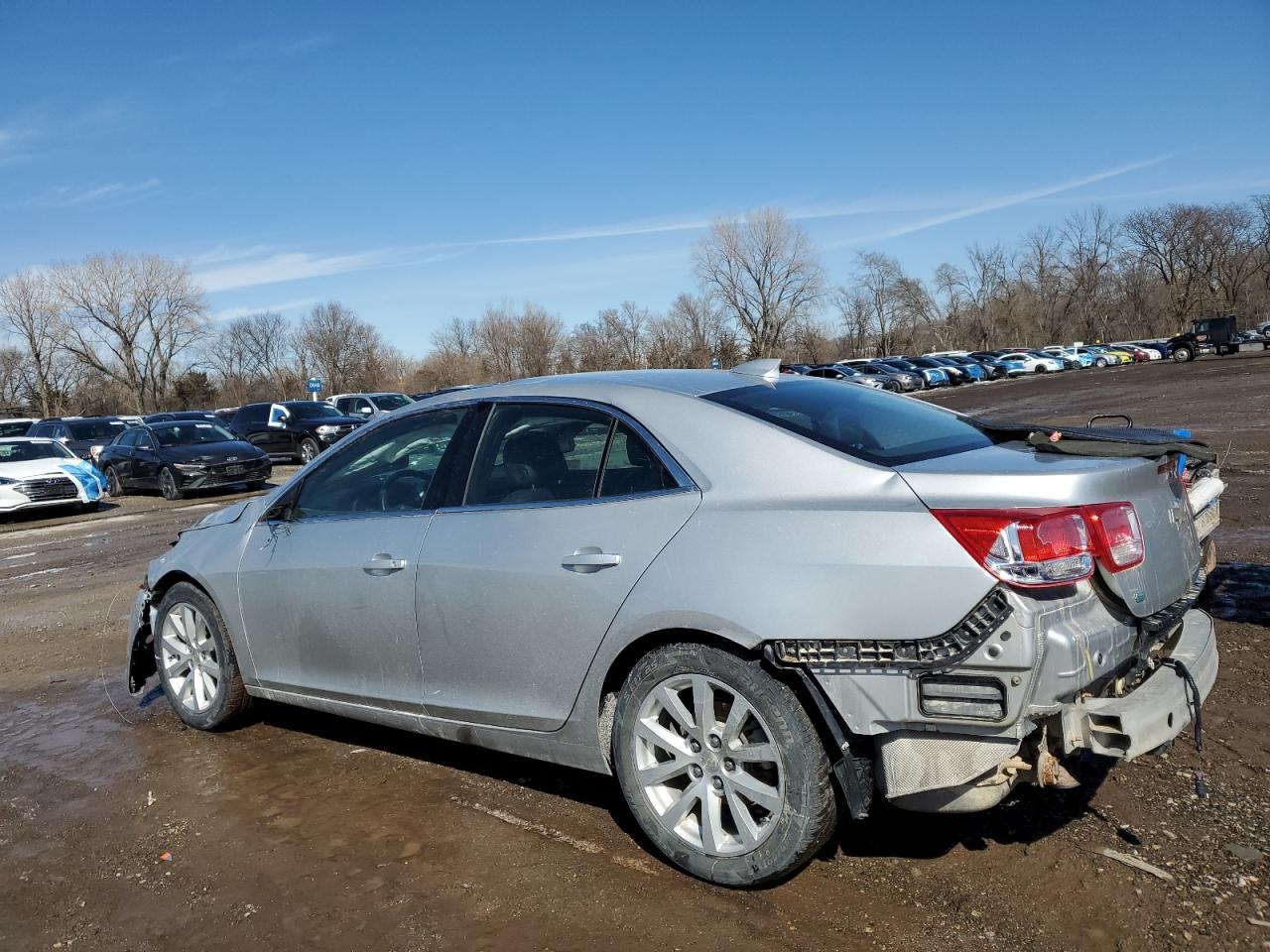 2015 Chevrolet Malibu - Image 2