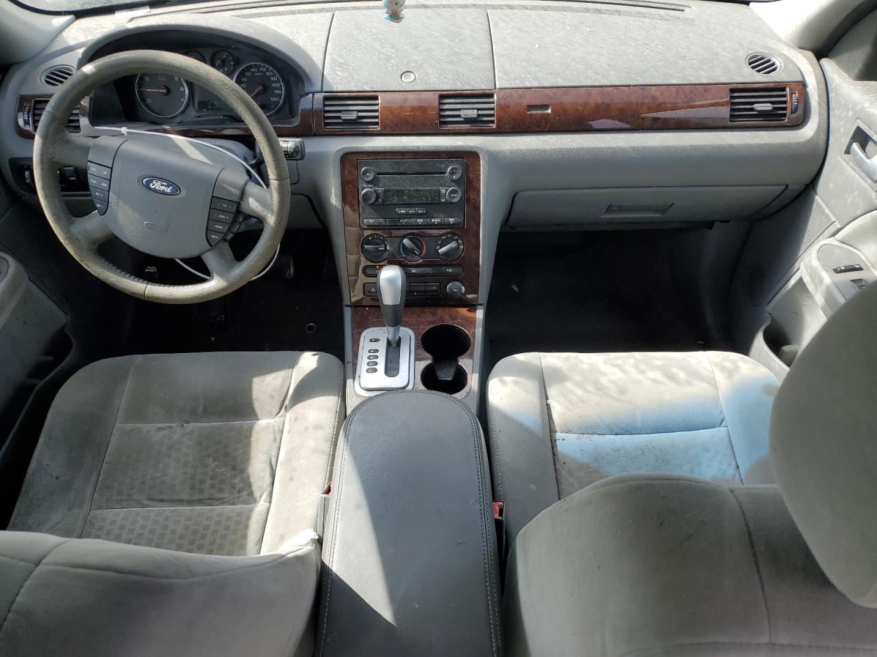 2007 Ford Five Hundred - Image 8