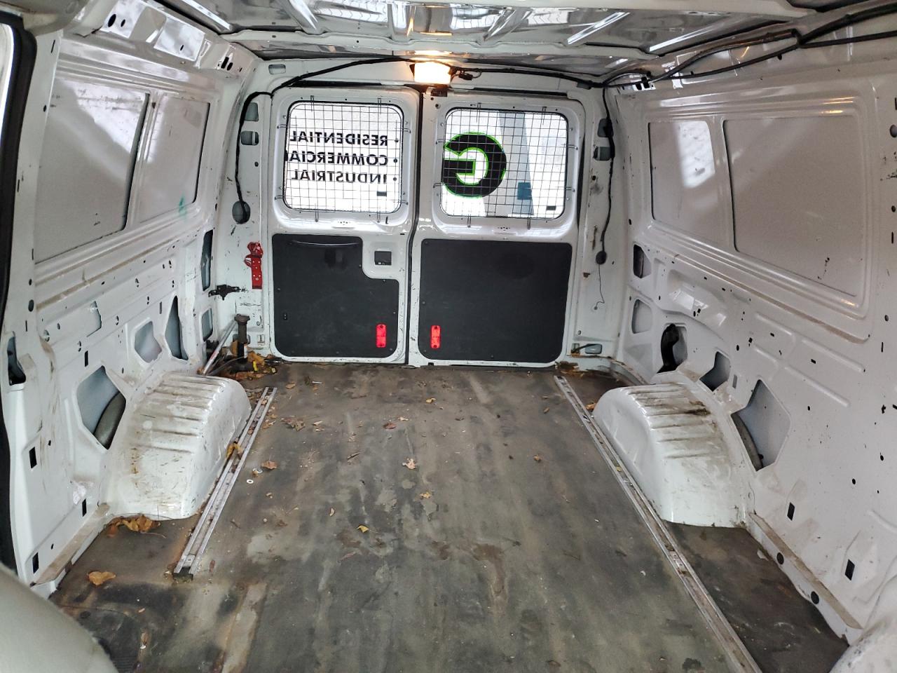 2014 Ford Econoline - Image 10