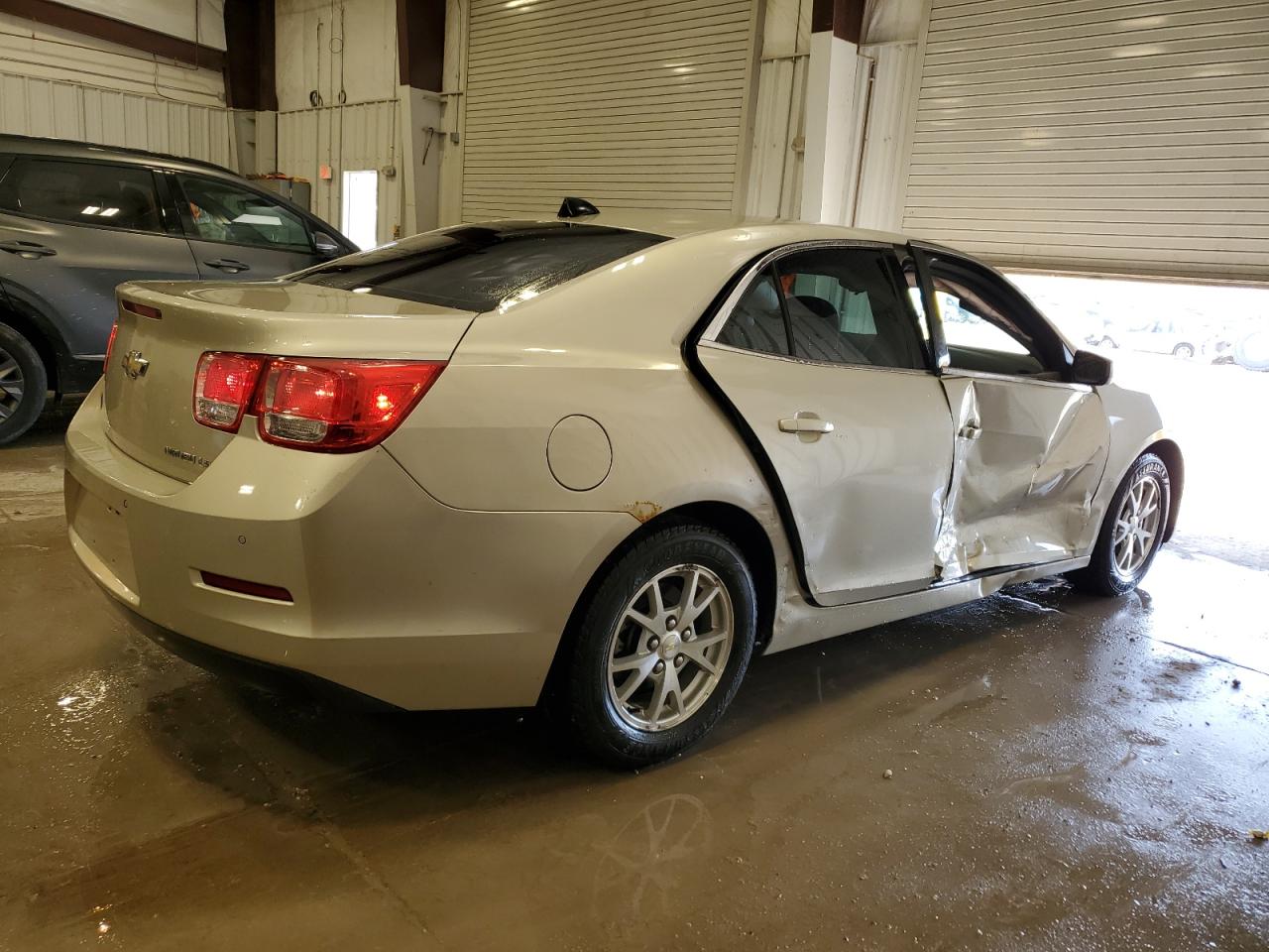 2014 Chevrolet Malibu - Image 3