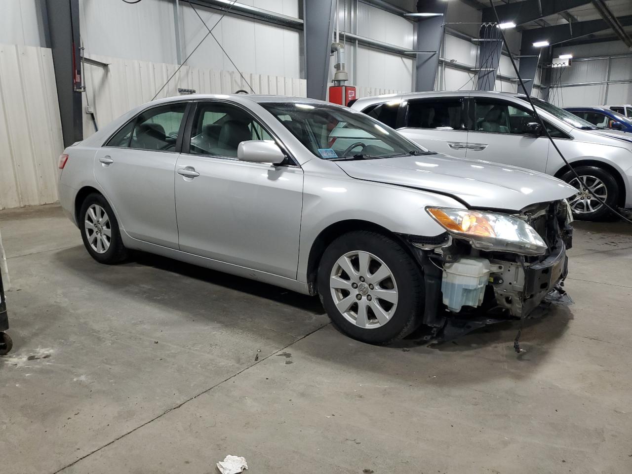 2009 Toyota Camry - Image 4