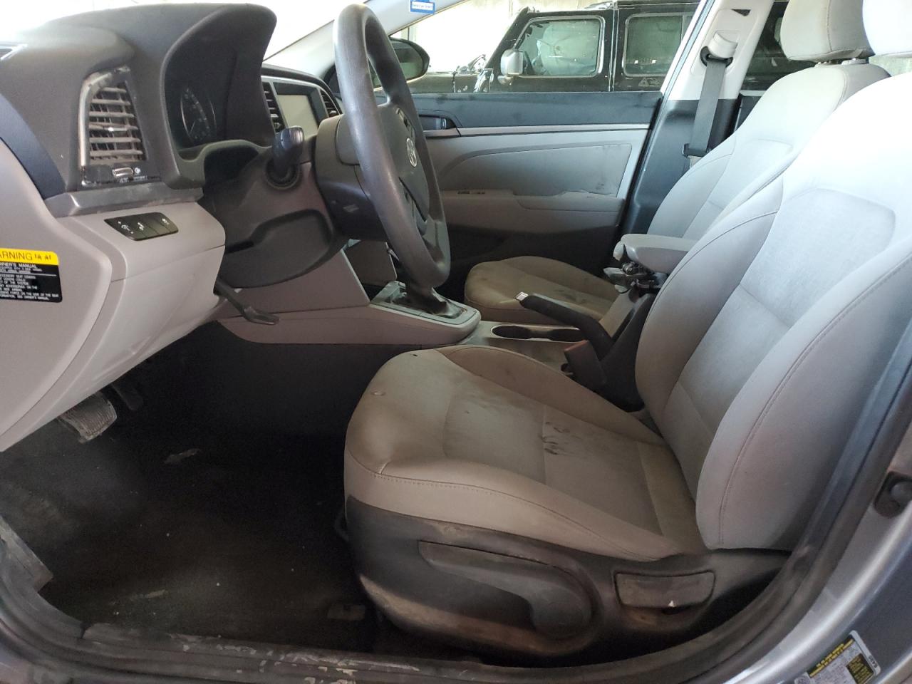 2018 Hyundai Elantra - Image 7
