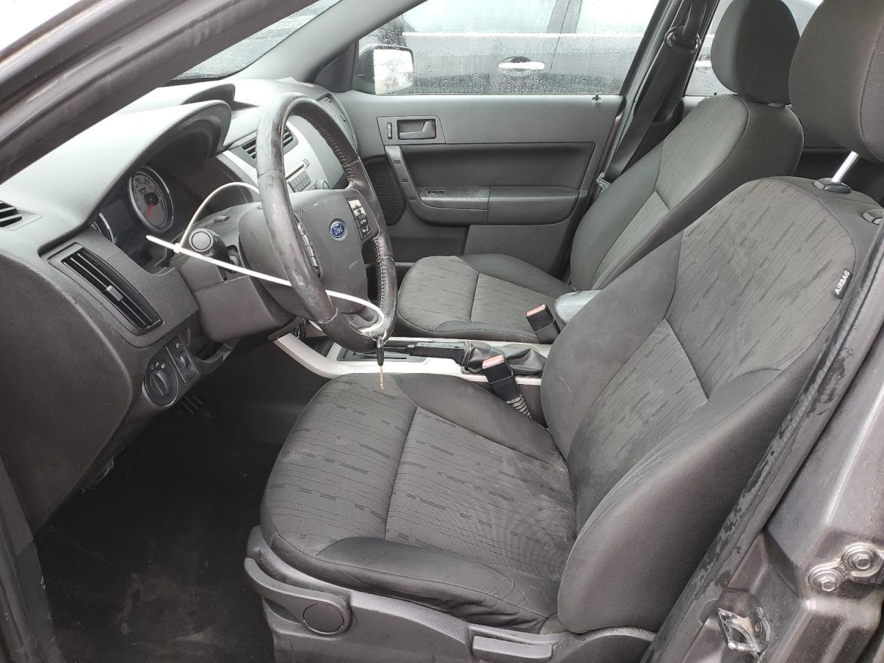 2010 Ford Focus - Image 7
