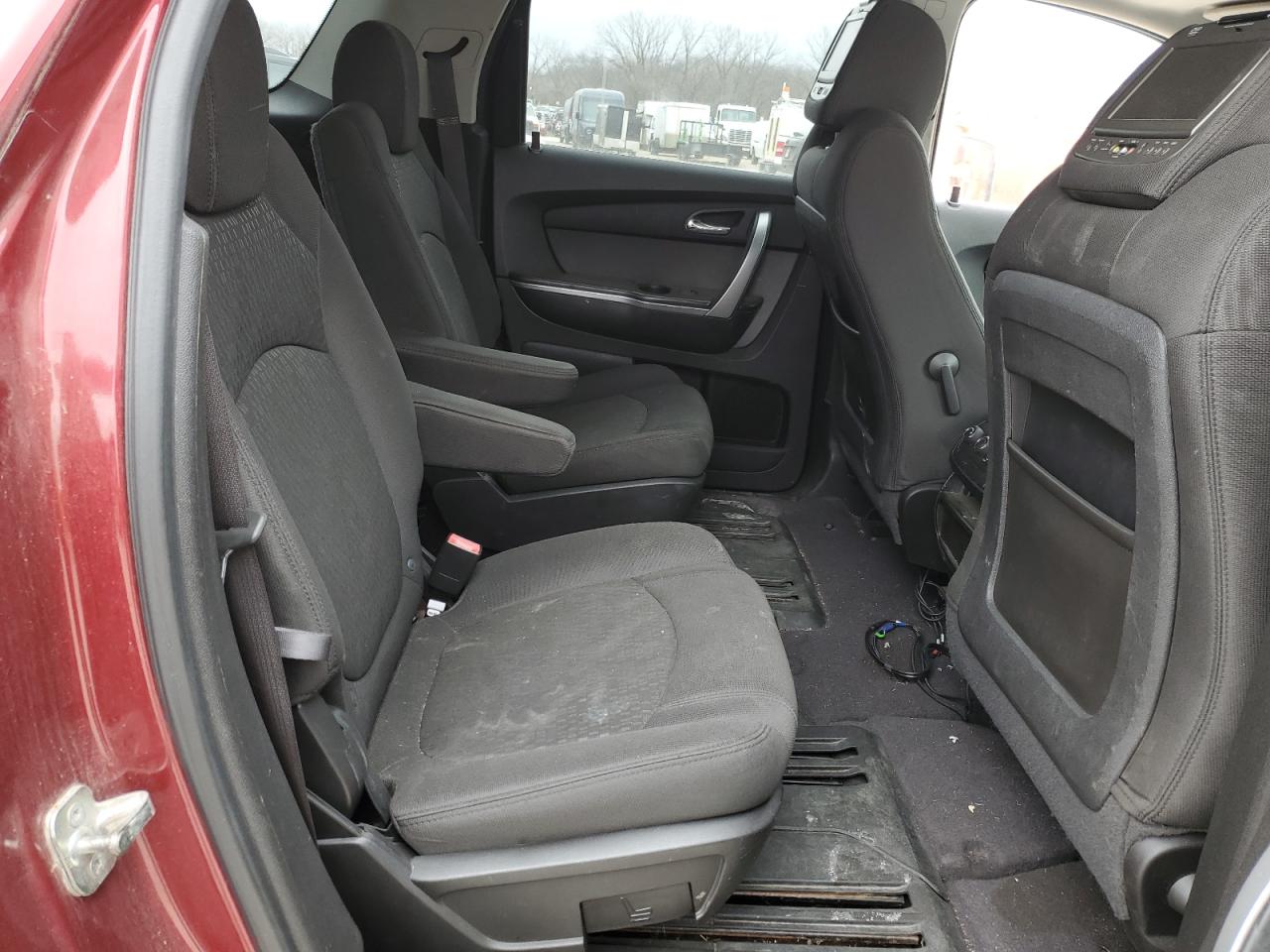 2010 GMC Acadia - Image 11