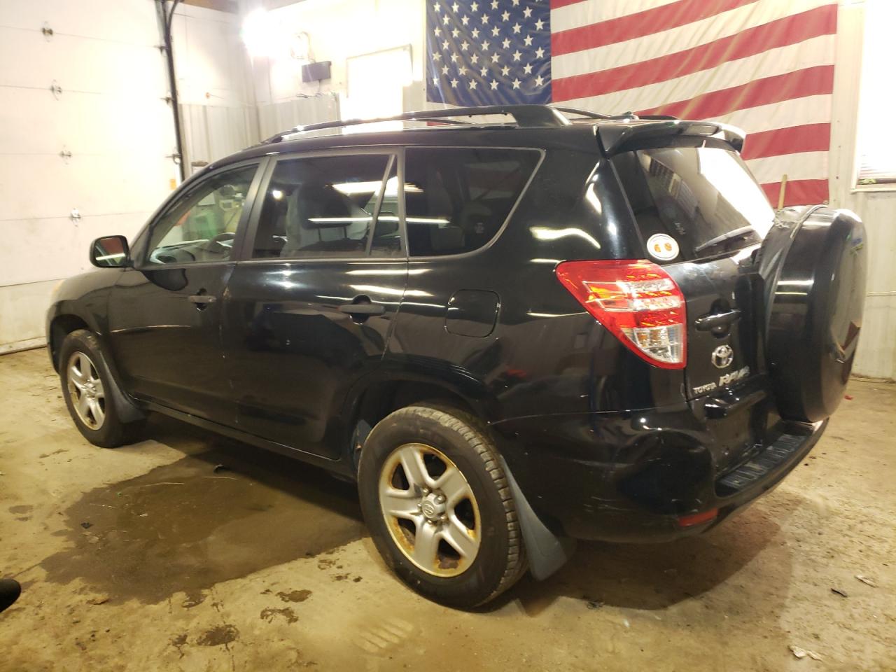 2009 Toyota RAV 4 - Image 2