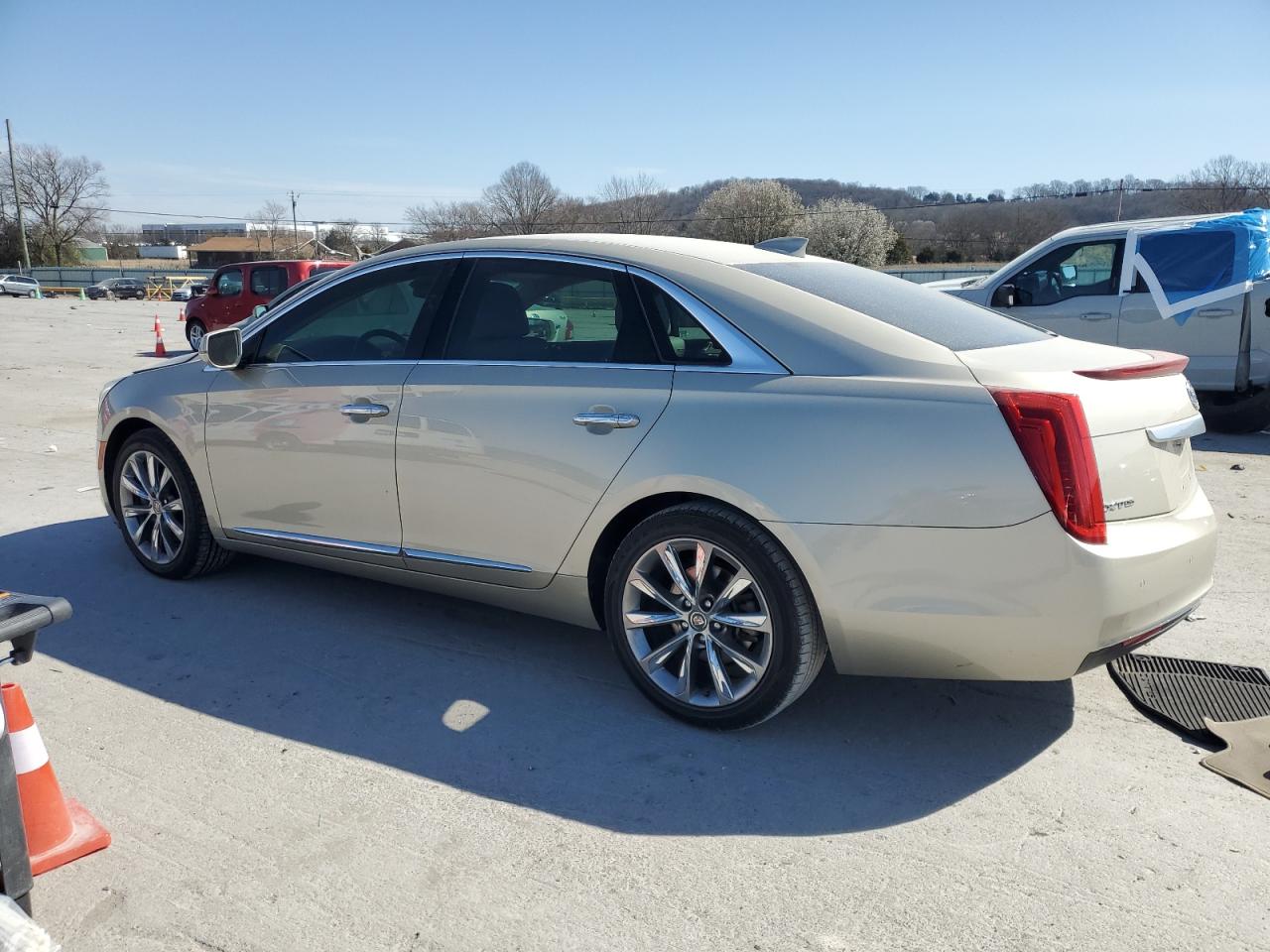 2015 Cadillac XTS - Image 2
