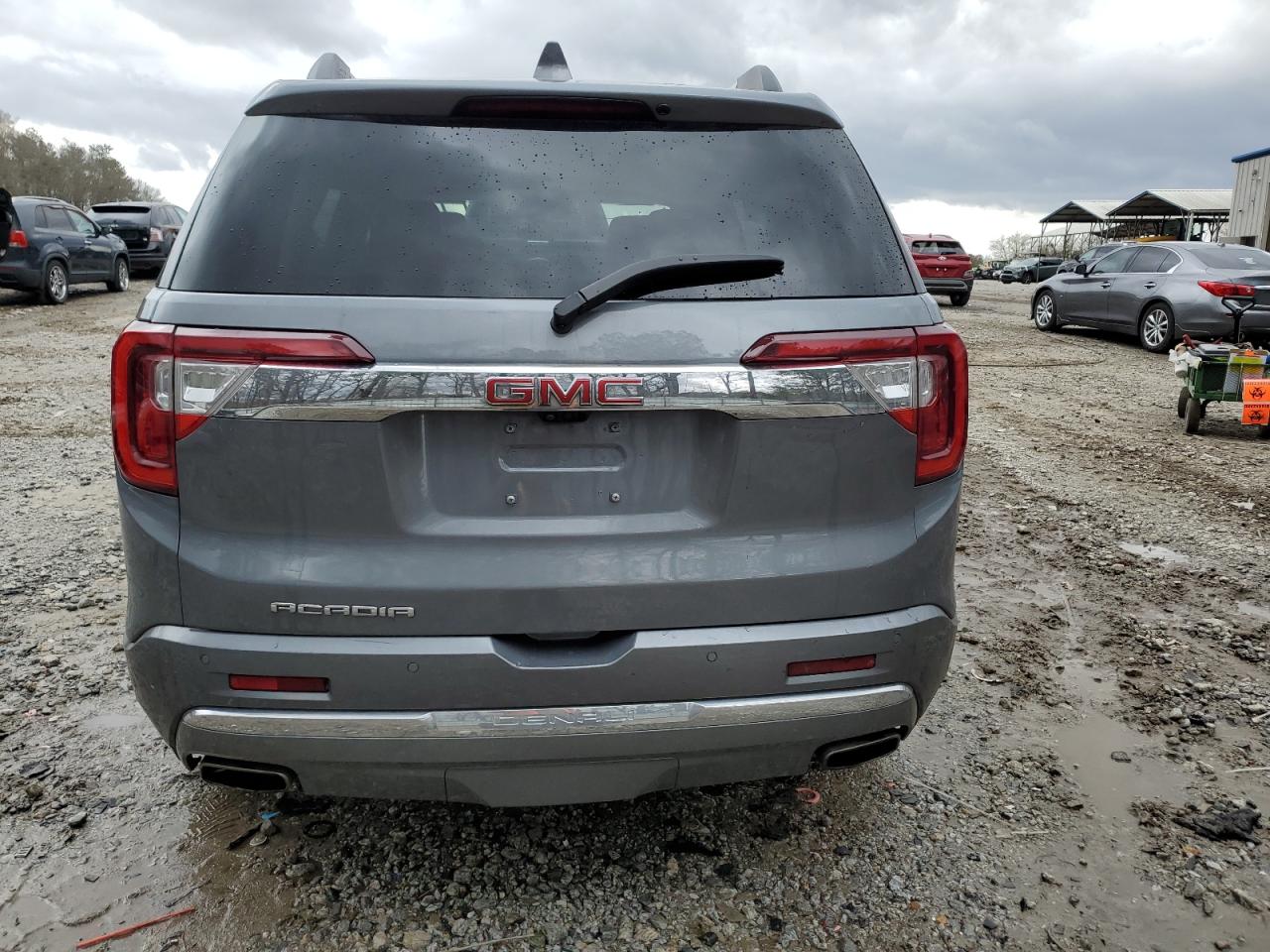 2020 GMC Acadia - Image 6