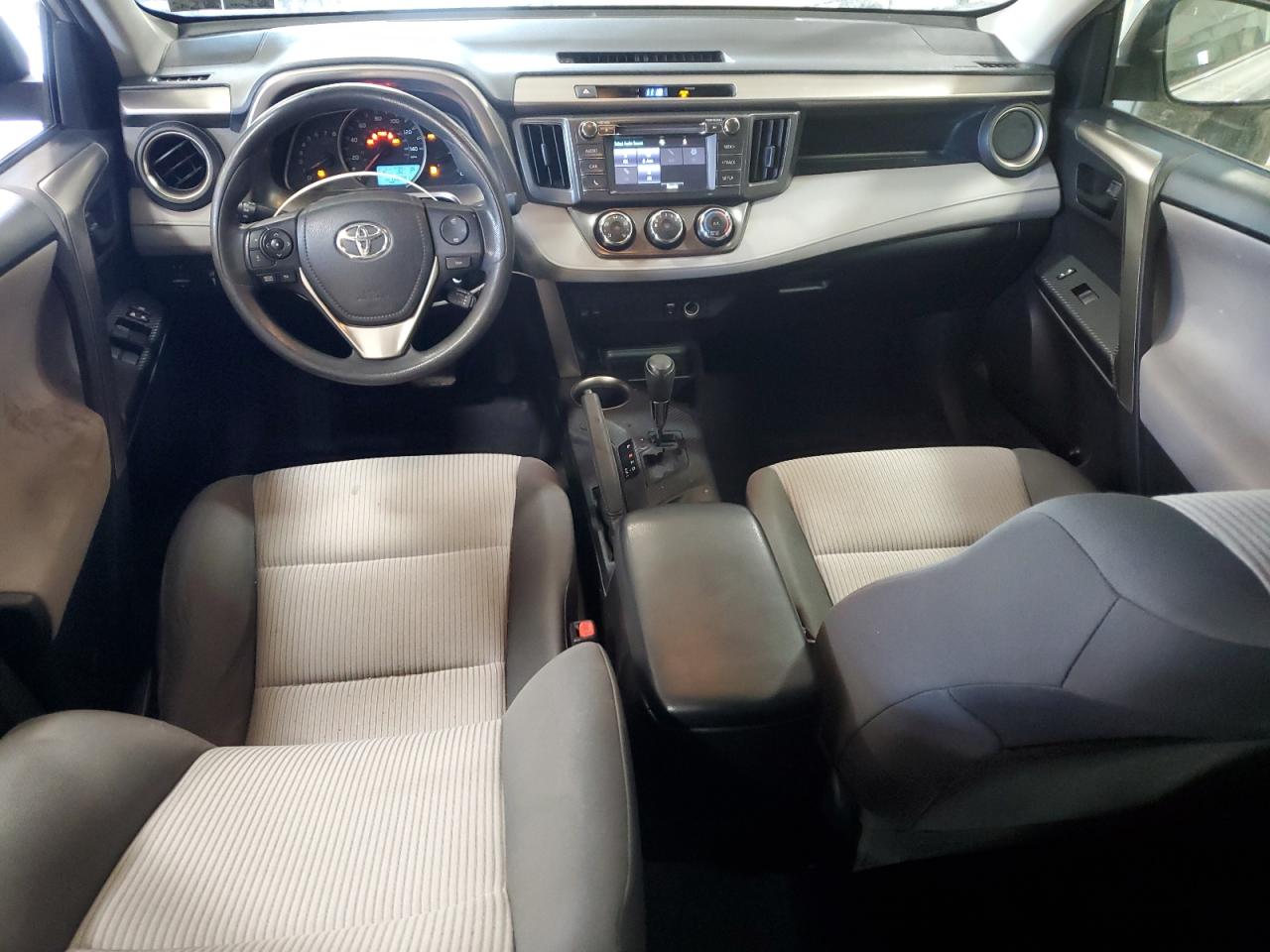 2015 Toyota RAV 4 - Image 8